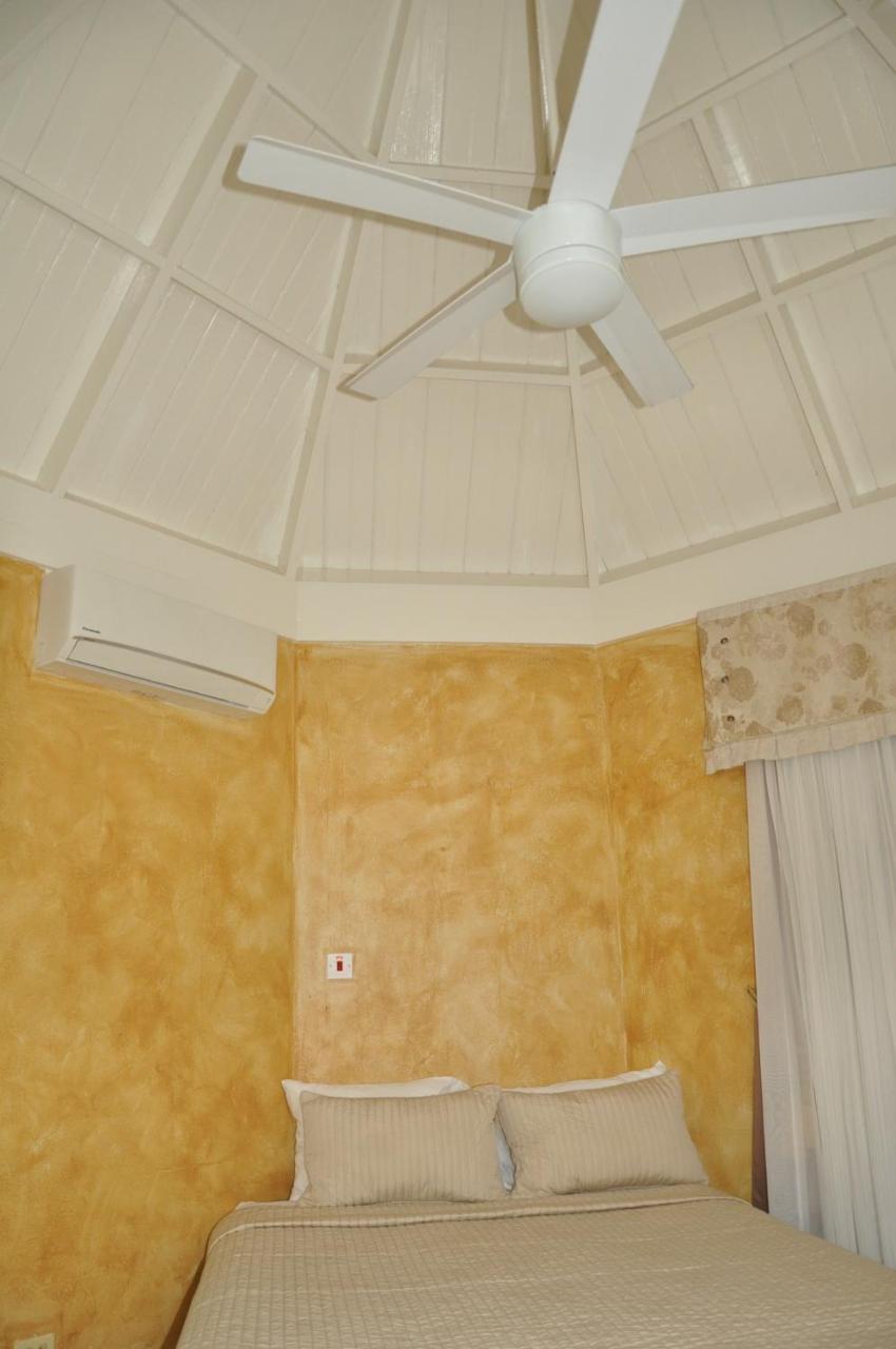 Beach Penthouse A25 Sandcastles Ocho Rios Zewnętrze zdjęcie