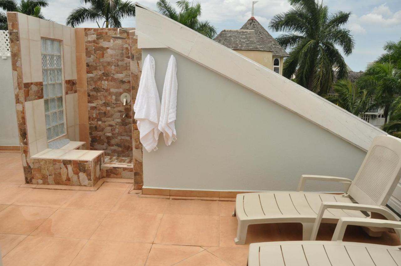 Beach Penthouse A25 Sandcastles Ocho Rios Zewnętrze zdjęcie